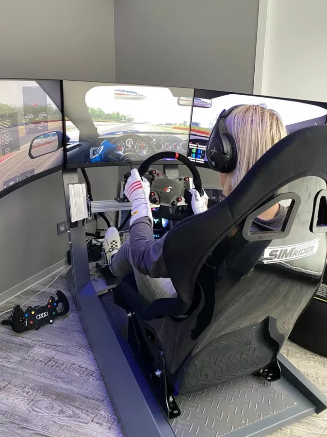 Гоночные симуляторы SIMRIDER в Санкт-Петербурге: Мотоклуб, Гонки, Симулятор, Байк,