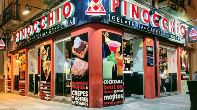 Бар "Pinocchio Gelateria Cocktail Bar"