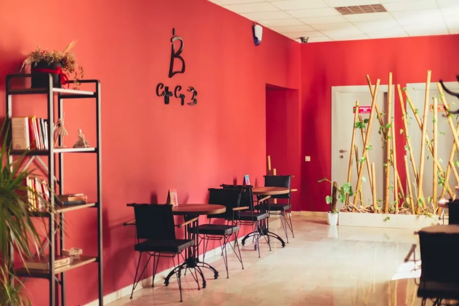 Школа LB DANCE STUDIO в Анталии: Школа, Детские кружки, Выездные лагеря,