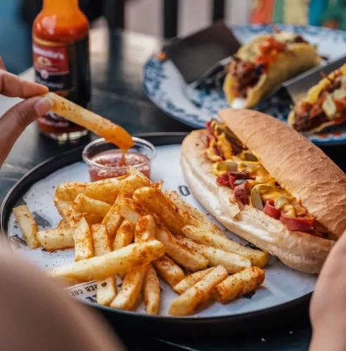 Бургерная Manjoo Burger Restaurant & Coffee в Анталии