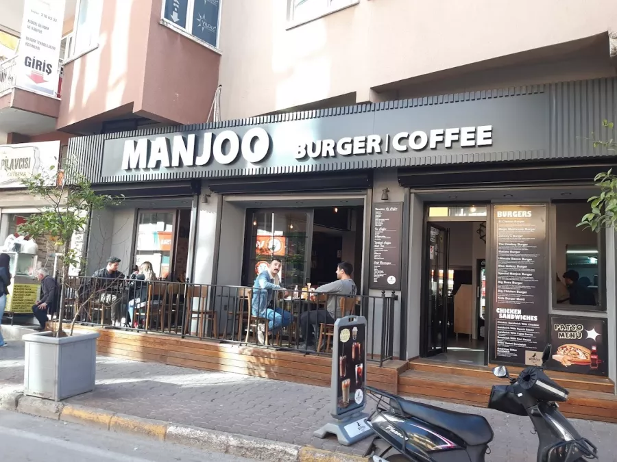 Бургерная Manjoo Burger Restaurant & Coffee в Анталии: Кафе, Напитки, Фастфуд, Еда,