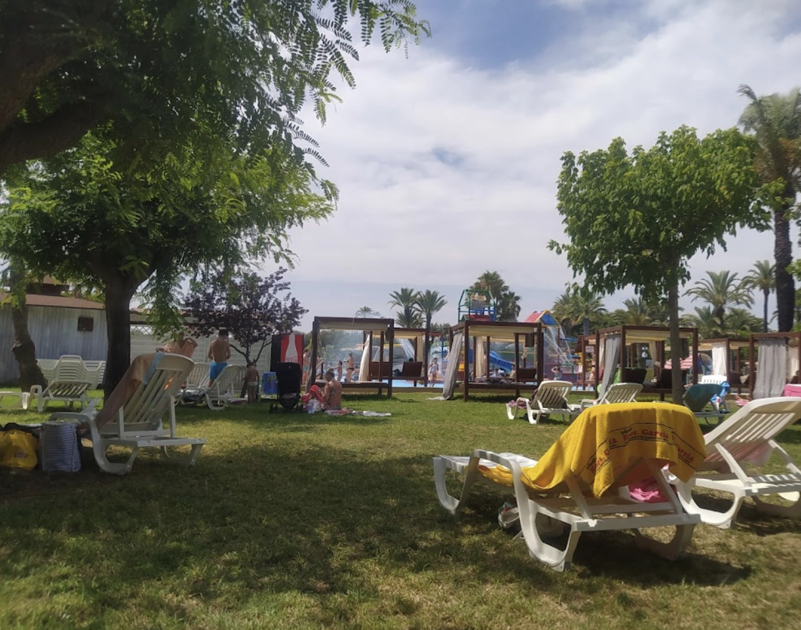 Аквапарк "Акваполис"