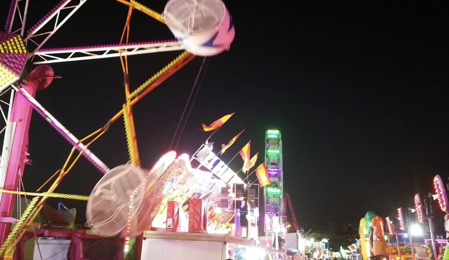 Парк развлечений "Parque de Atracciones de Paseo"