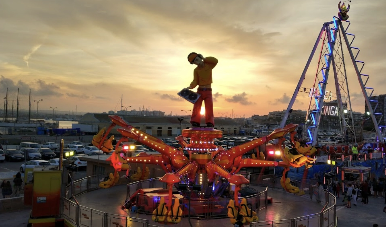 Парк развлечений "Parque de Atracciones de Paseo"