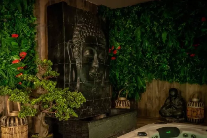 SPA LUXURY PARIS  в  Париже