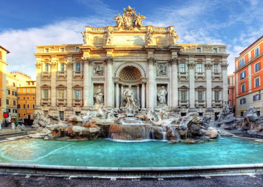Фонта́н Тре́ви (итал. Fontana di Trevi) в Риме: Старый город, История Италии, Архитектура ,