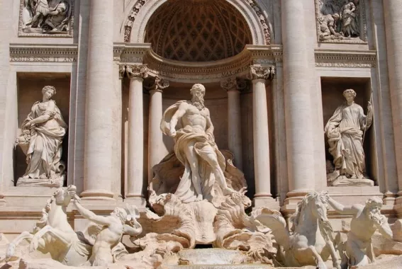 Фонта́н Тре́ви (итал. Fontana di Trevi)