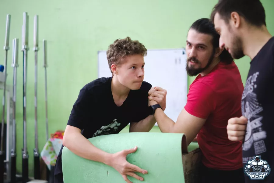 Школа воркаута - WorkoutUDM в Ижевске: Секция, Воркаут,
