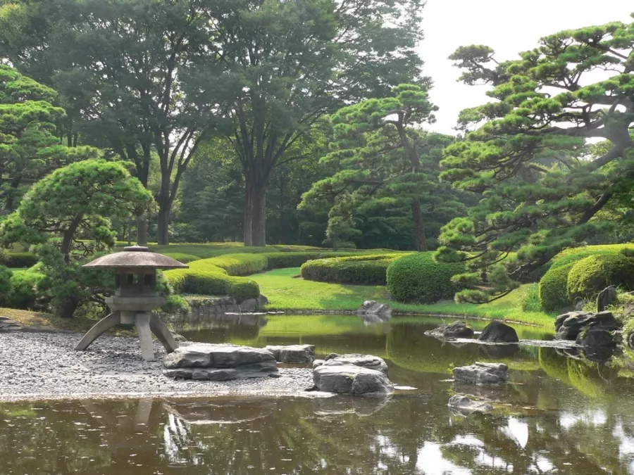 Императорский дворец Токио в Токио: История, Прогулка, Отдых,