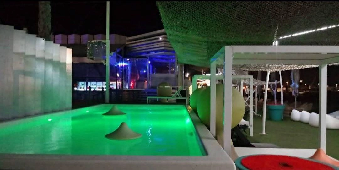 Клуб "Marmarela Mediterranean Cocktail Club"