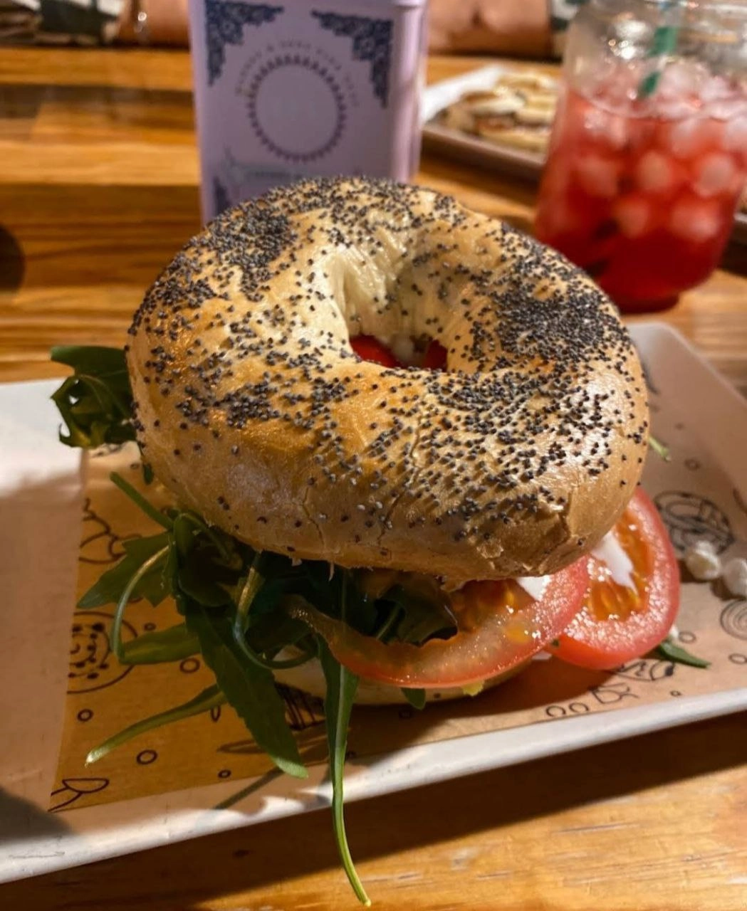 Клуб "KARAOKE FEELING'S"