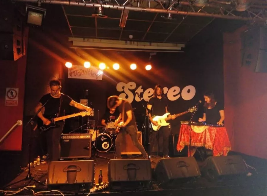 Клуб Sala Stereo в Аликанте: Клубы, Диско, Тусовки, Веселье, Алкоголь, Ночь, Танцпол , Напитки,