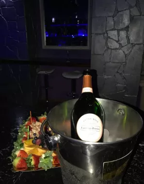 Клуб "Royal Night Club"