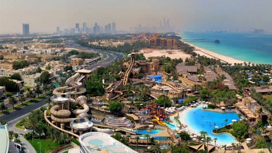 Аквапарк Wild Wadi Waterpark в Дубаи: Аквапарк, Водные горки, Развлечения для всей семьи, Доступ для инвалидов, Маказины, Кафе, Водные развлечения,