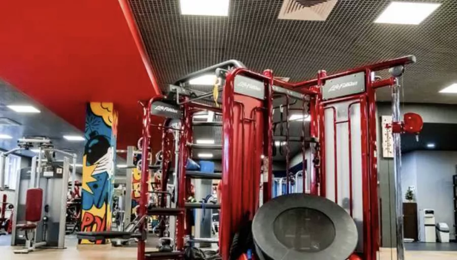 Фитнес клуб МЕГАПОЛИС FAMILY FIT в Видном: Фитнес, Бассейн, Тренировка, Развитие, Теннис, Футбол, Волейбол, Борьба, Для всей семьи, Спорт,