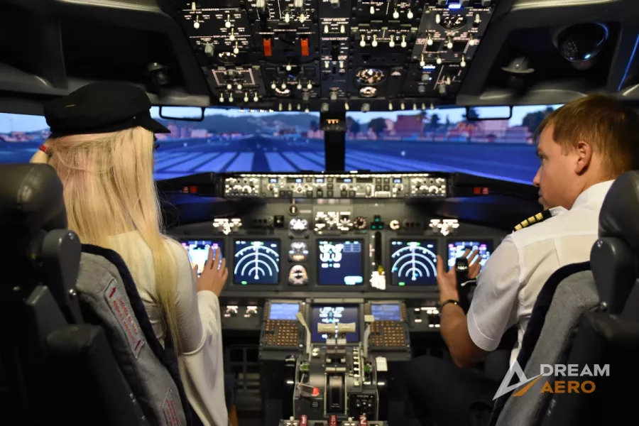 Симулятор полёта Dream Aero в Дубаи: Авиасимулятор, Симулятор полётов, Аттракцион, Тренажёр-самолёт, Маршруты полётов, Полёты на авиасимуляторе,