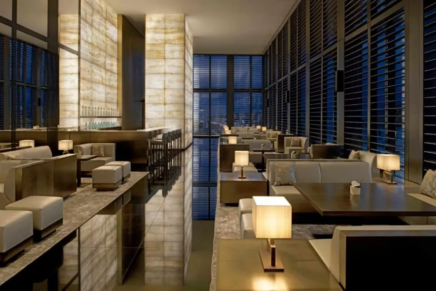 Отель Armani Hotel Milano 5* в Милане: Armani отель, Премиум отель, Бассейн, Фитнесс, Гидромассаж, Шведский стол,