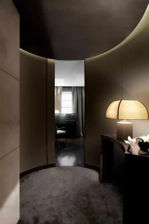 Отель Armani Hotel Milano 5* в Милане: Armani отель, Премиум отель, Бассейн, Фитнесс, Гидромассаж, Шведский стол,