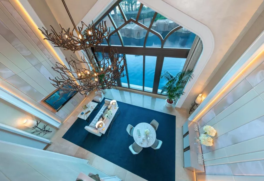 Отель Atlantis, The Palm 5* в Дубаи: Отель, Номера, Бассейны, Отель на островах, Аквапарк, Конференц-залы, Рестораны, Бары, Кафе, Шведский стол, СПА, Клубы,