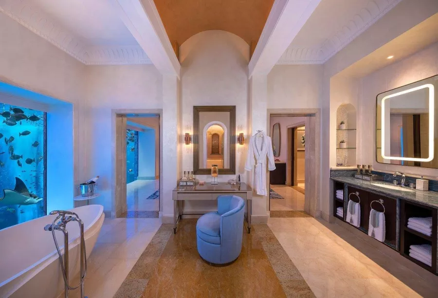 Отель Atlantis, The Palm 5* в Дубаи: Отель, Номера, Бассейны, Отель на островах, Аквапарк, Конференц-залы, Рестораны, Бары, Кафе, Шведский стол, СПА, Клубы,