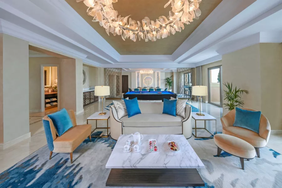 Отель Atlantis, The Palm 5* в Дубаи: Отель, Номера, Бассейны, Отель на островах, Аквапарк, Конференц-залы, Рестораны, Бары, Кафе, Шведский стол, СПА, Клубы,