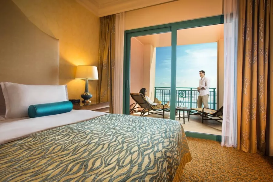 Отель Atlantis, The Palm 5* в Дубаи: Отель, Номера, Бассейны, Отель на островах, Аквапарк, Конференц-залы, Рестораны, Бары, Кафе, Шведский стол, СПА, Клубы,