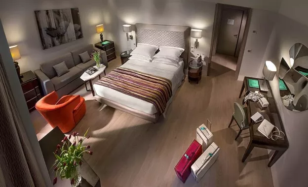 Отель "Cavour 4*"