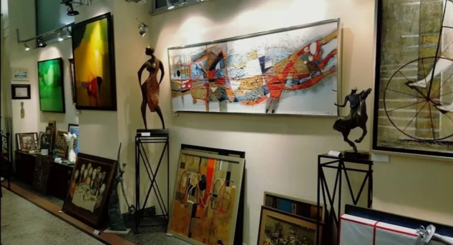 არტ გალერეაArt Gallery Line (Художественная галерея Art Gallery Line) в Тбилиси: Художественная галерея, Искусство, Красота, Картины,