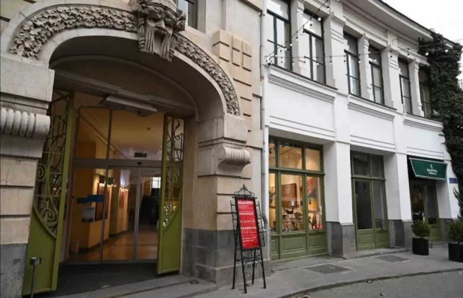 არტ გალერეაArt Gallery Line (Художественная галерея Art Gallery Line) в Тбилиси: Художественная галерея, Искусство, Красота, Картины,