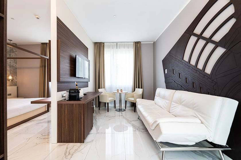 Отель Milano Castello 3* в Милане: Отель в центре, Тренажерный зал, Отель с садом, Конференц-зал, Дизайн-отель, Трансфер, Выставка в отеле,