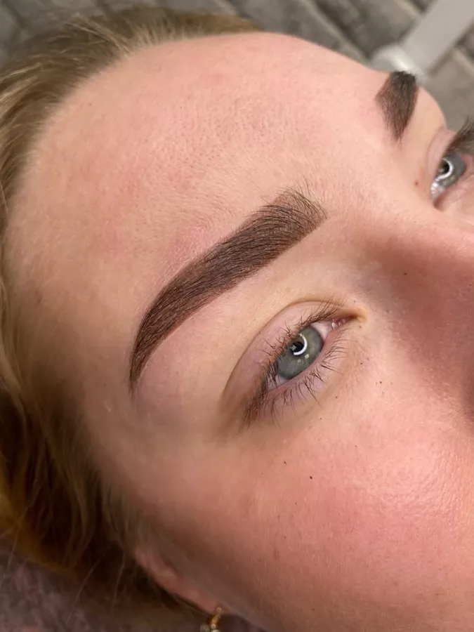 Салон красоты - Nail18 в Ижевске: Ногти, Педикюр, Маникюр, Ресницы, Брови,