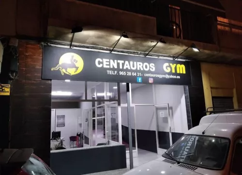 Фитнес зал Centauros gym в Аликанте