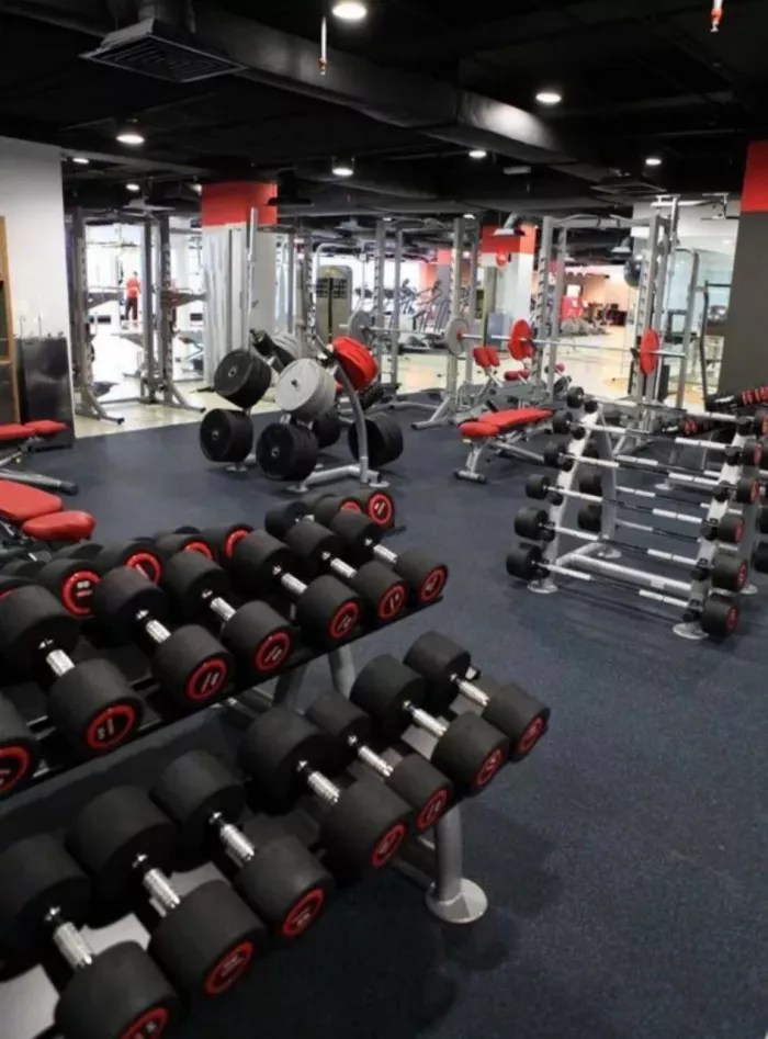 Фитнес зал "ÁO Fitness Studio"