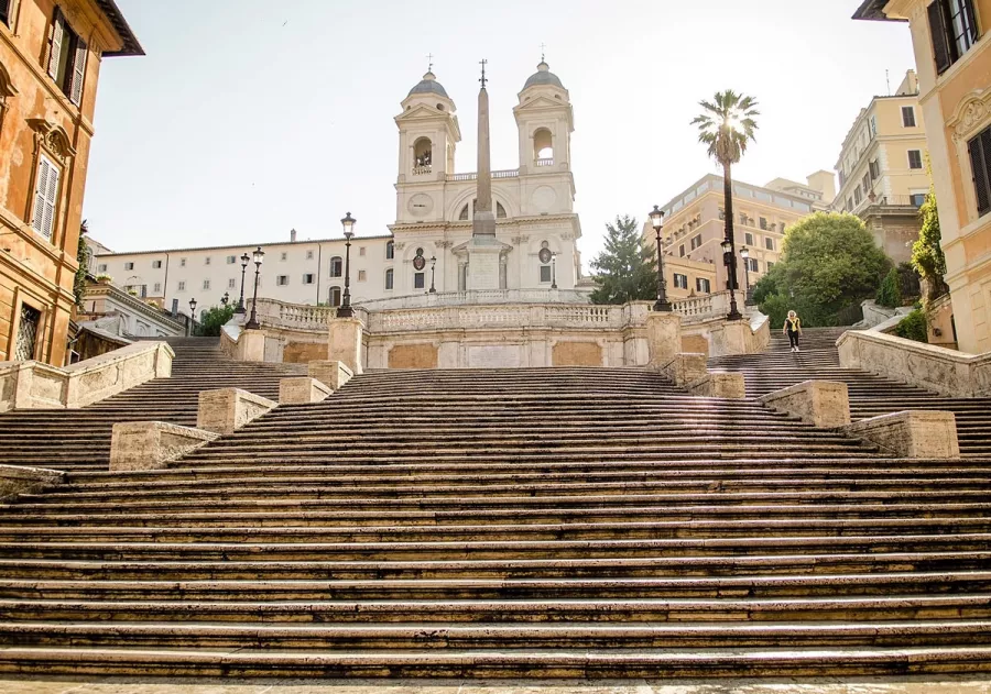 Испанская лестница ( La Scalinata di Trinità dei Monti) в Риме: Достопримечательности, Старый город, История Италии,