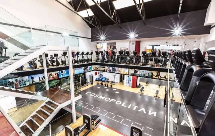 Фитнес клуб "Cosmopolitan Spa & Fitness Club"