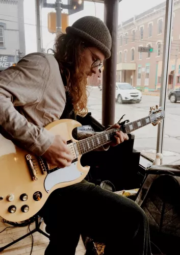 Школа музыки - Соседи сверху  в  Ижевске