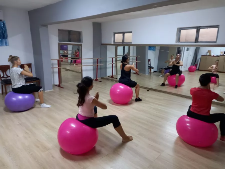 Спортклуб TiaKids gymnastics Antalya в Анталии: Развитие, Гимнастика, Клуб, Игры,