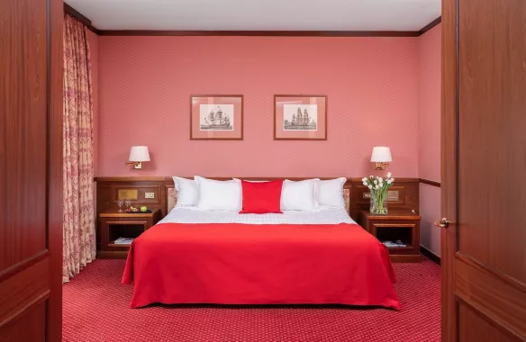 Отель"Leonardo Hotel Milan City Center 4*"