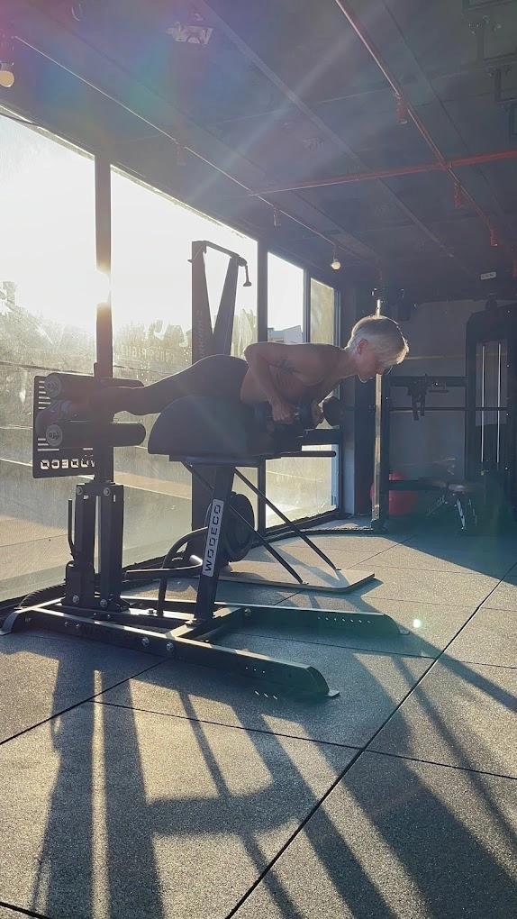 Тренажерный зал "CROSS FIGHT LARA"