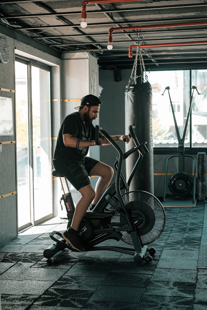 Тренажерный зал "CROSS FIGHT LARA"