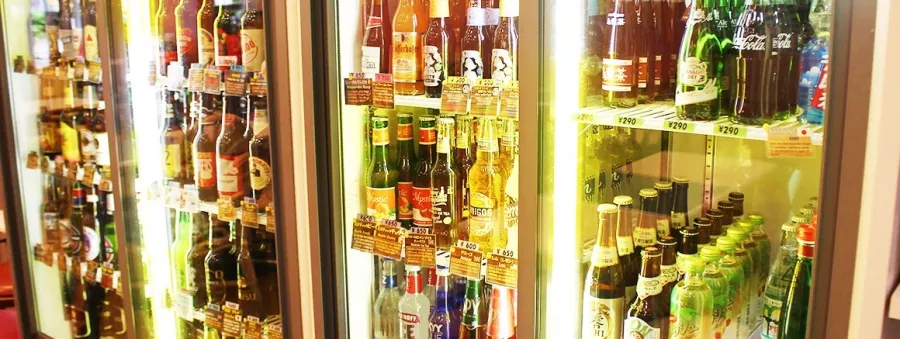 Кафе-бар - Sakura Cafe Jimbocho в Токио: Кафе, Закусочная, Быстрое питание,