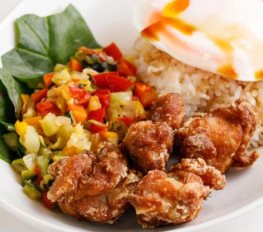 Кафе-бар - Sakura Cafe Jimbocho в Токио: Кафе, Закусочная, Быстрое питание,