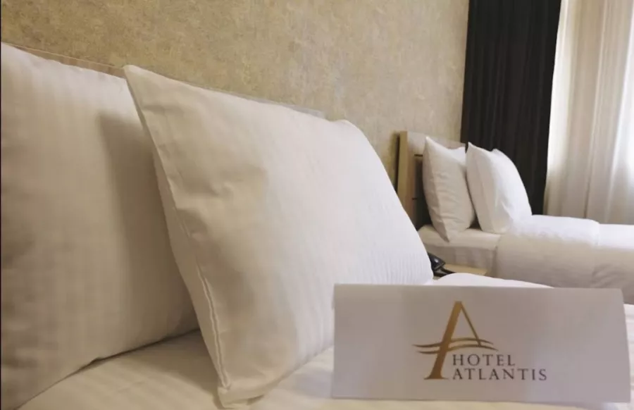 სასტუმრო ატლანტისი აეროპორტთან ახლოს (Отель ATLANTIS near Airport) в Тбилиси: Отель, Чилим, Три Звезды,
