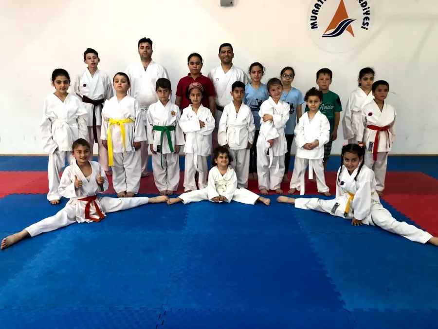 Спортивный комплекс Muratpaşa Belediyesi Süleyman Evcilmen Spor ve Sergi Salonu в Анталии: Развитие, Игры,