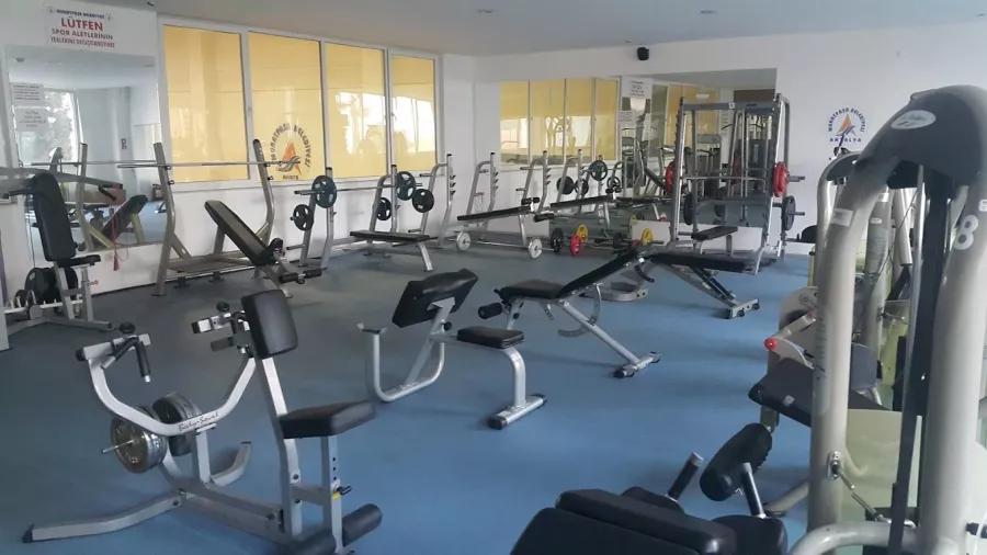 Спортивный комплекс Muratpaşa Belediyesi Süleyman Evcilmen Spor ve Sergi Salonu в Анталии: Развитие, Игры,
