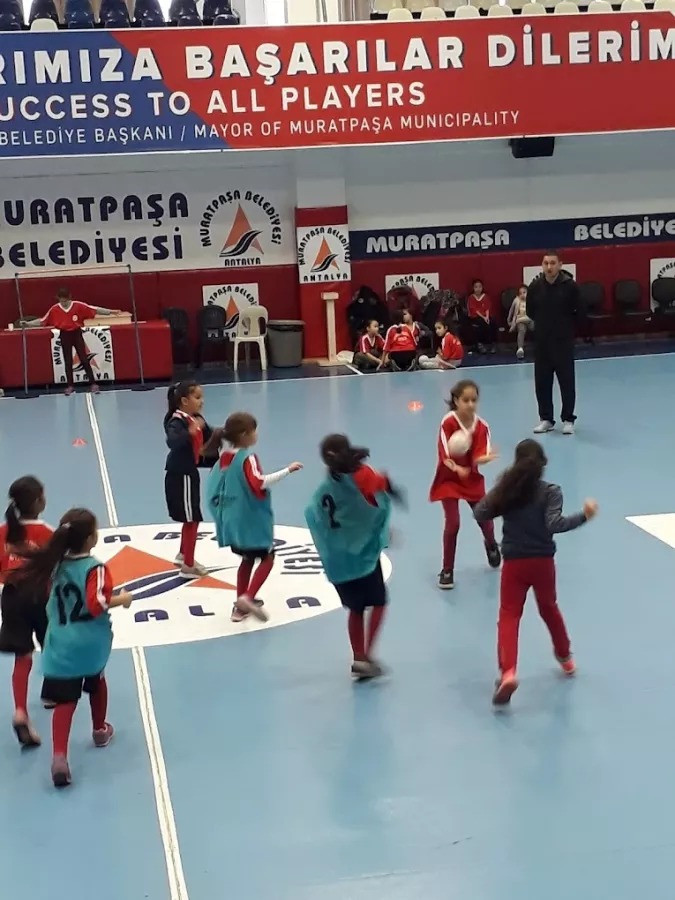 Спортивный комплекс Muratpaşa Belediyesi Süleyman Evcilmen Spor ve Sergi Salonu в Анталии: Развитие, Игры,