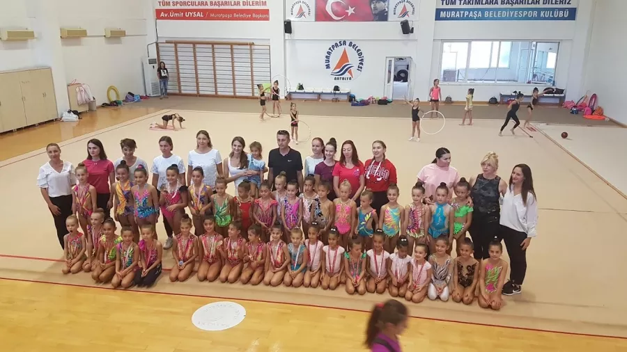 Спортивный комплекс Muratpaşa Belediyesi Süleyman Evcilmen Spor ve Sergi Salonu в Анталии: Развитие, Игры,