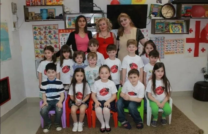 Детский сад "Маленький гений"