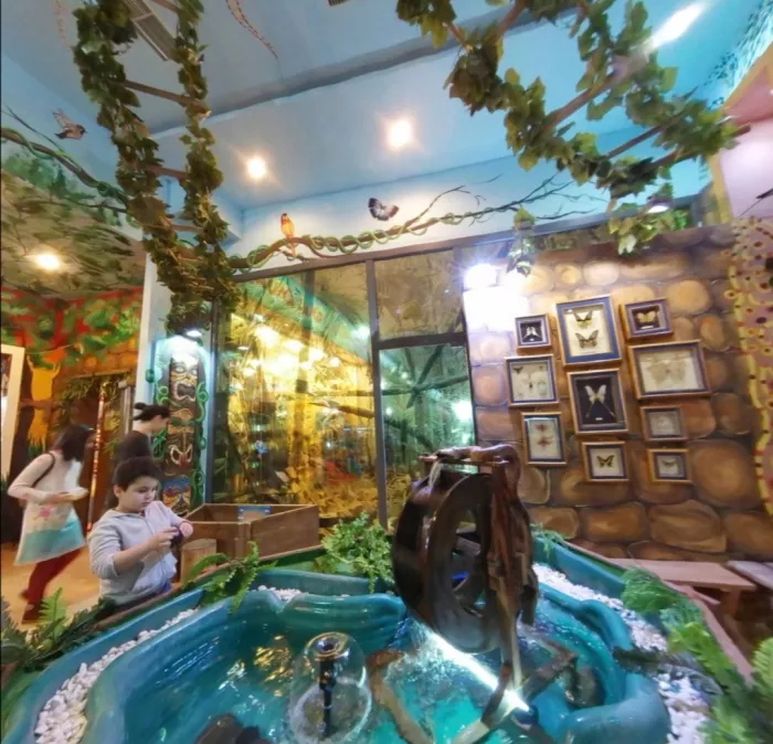 Зоопарк "Fauna Land" (ზოოპარკი "ფაუნა მიწა")