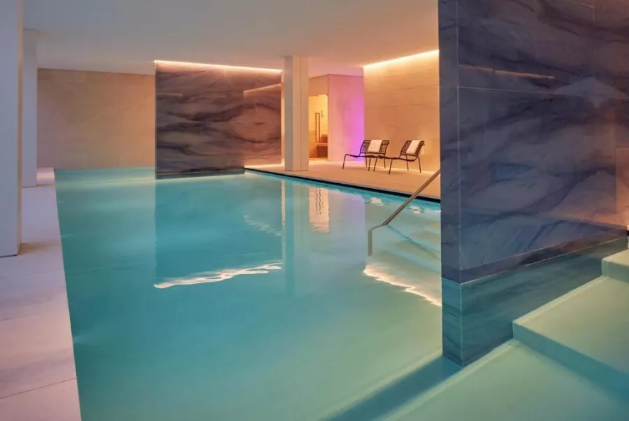 Отель Hilton Lake в Комо: Испания , Отели , Чилим,